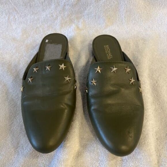MICHAEL KORS Women's Green Leather Natasha Star Studded Slip On Mules Shoes 5.5 - Picture 1 of 5